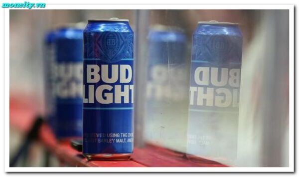 AB InBev Bud Light Controversy: The Impact on Shareholders