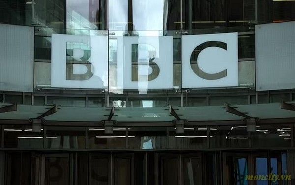Who Is The BBC Presenter At The Centre Of The Scandal?