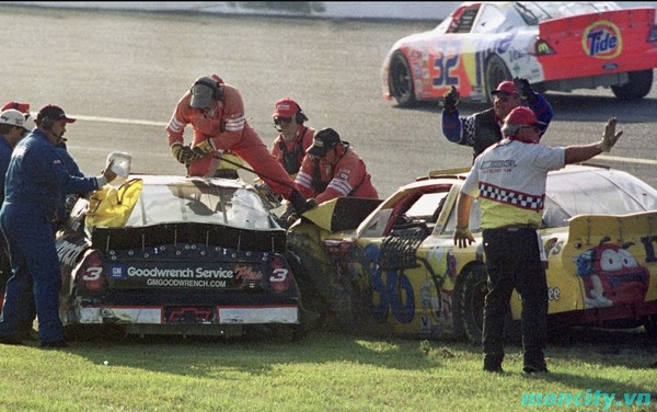 Dale Earnhardt Autopsy Photos: Looking back deeply and respecting him
